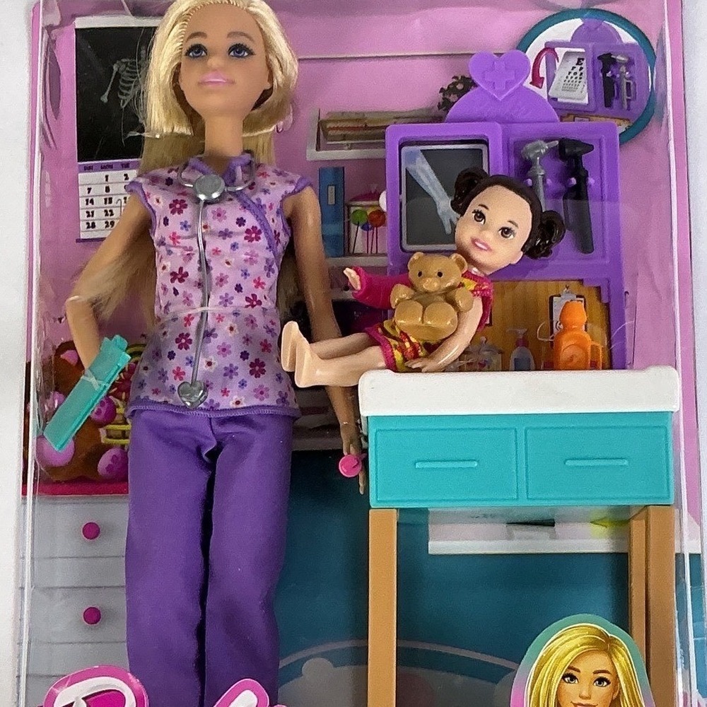 Barbie‎ You Can Be Anything Doctor Doll Playset with Patient and Accessories New